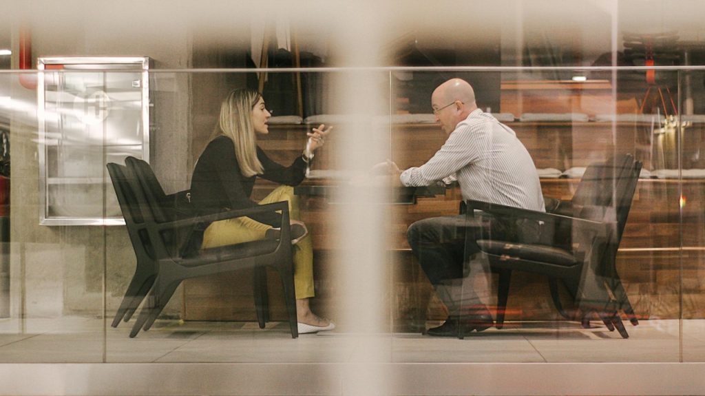 Resell Model in B2B SaaS: How Smart Vendors Scale Through Channel Partners
